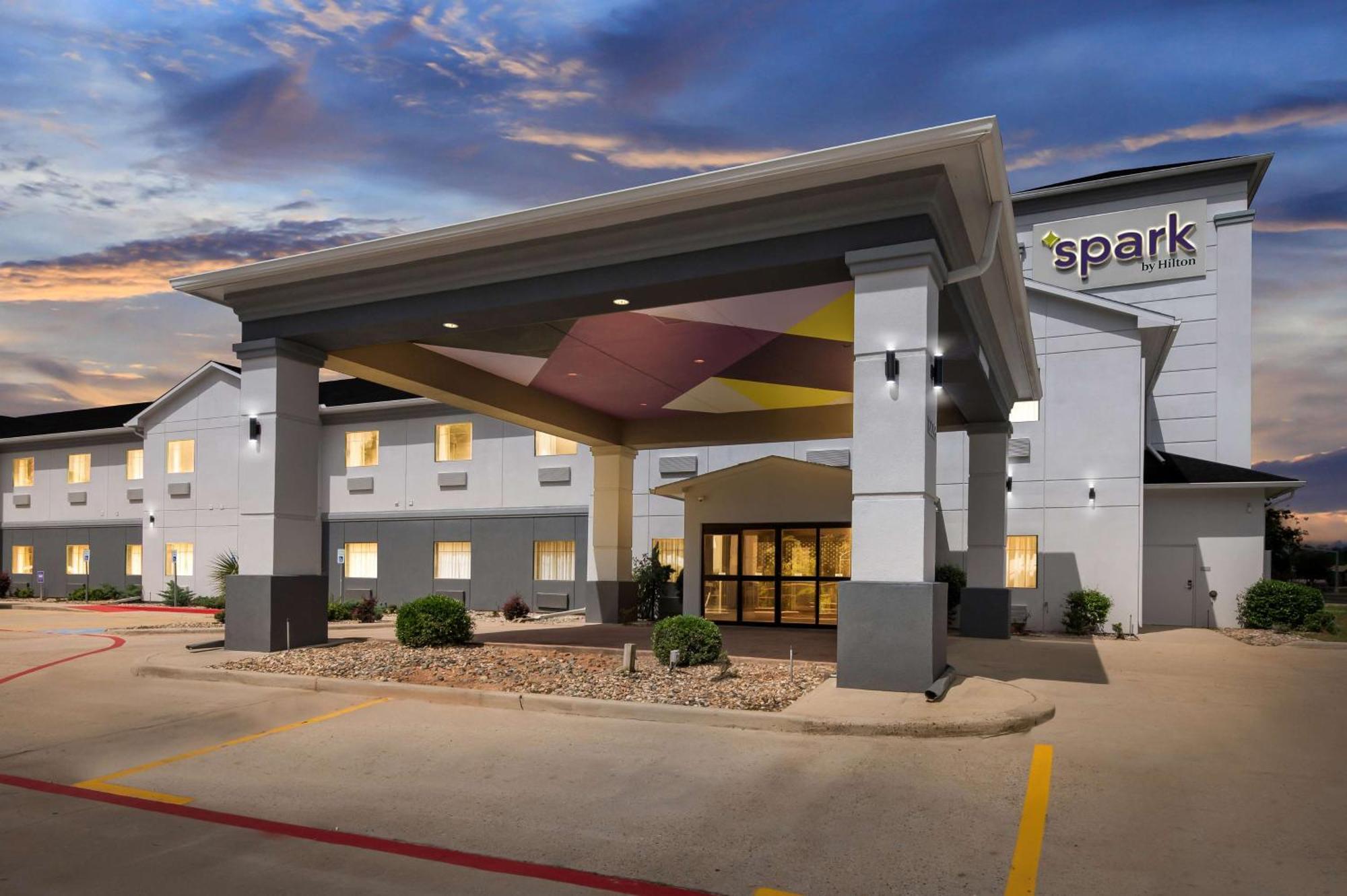 Spark By Hilton Mansfield Buitenkant foto